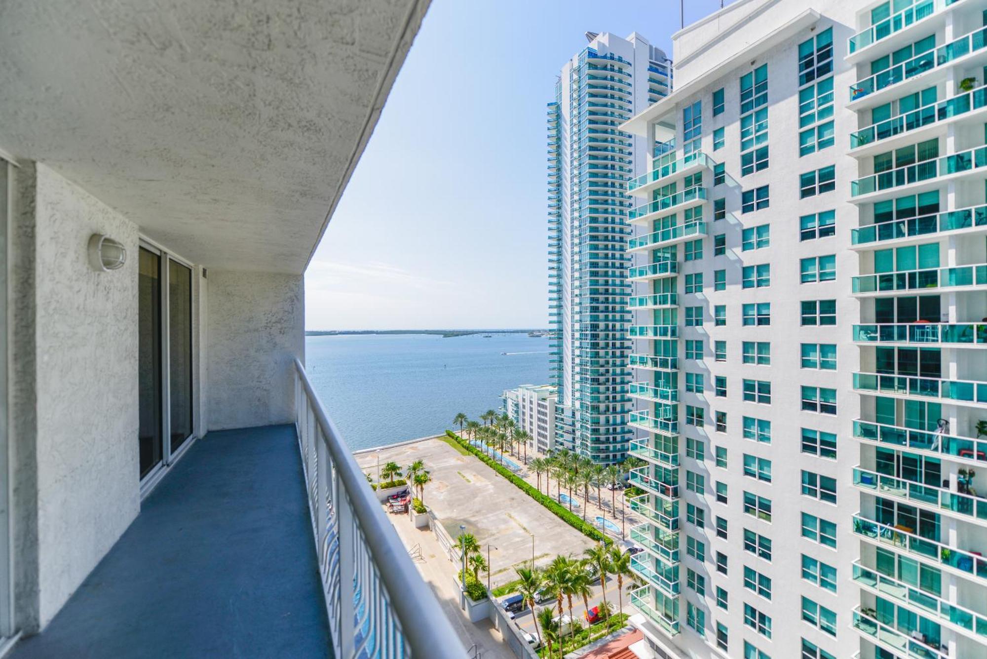 Amazing 3 Bedroom Condo At Brickell With Pool Miami Ngoại thất bức ảnh