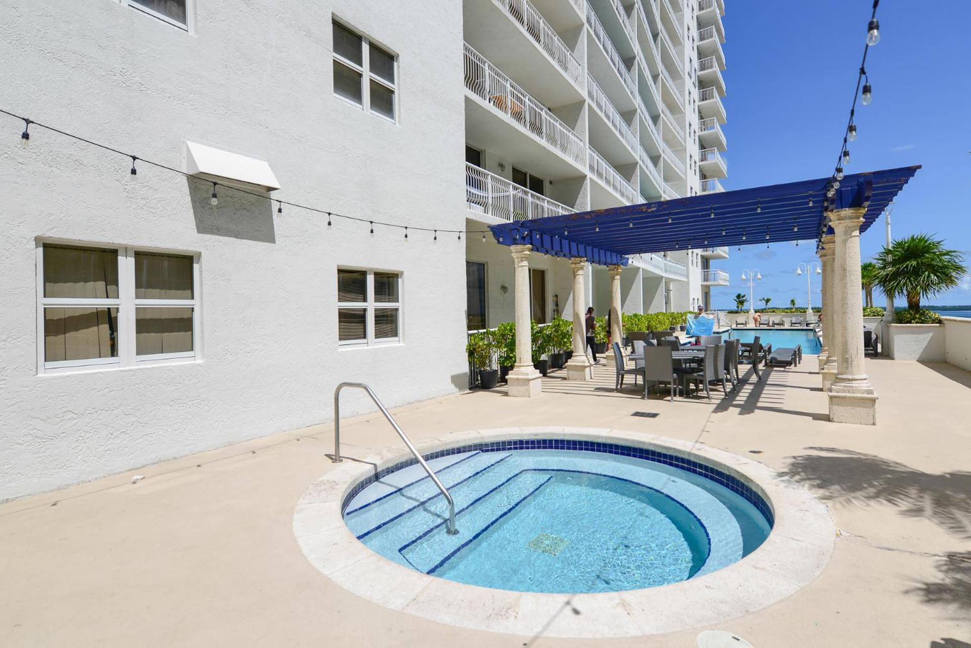 Amazing 3 Bedroom Condo At Brickell With Pool Miami Ngoại thất bức ảnh